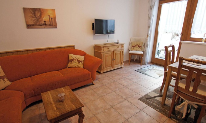 Ellmau Apartment | Pet-Friendly Cuddle Nest Sofie with Pool & Spa Amenities