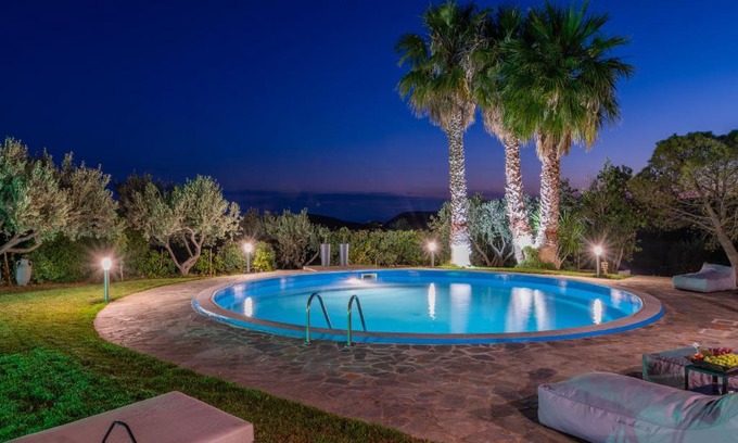 Kalyvia Thorikou House | Experience Cuervo Poolside Villa with Oceanfront Bliss