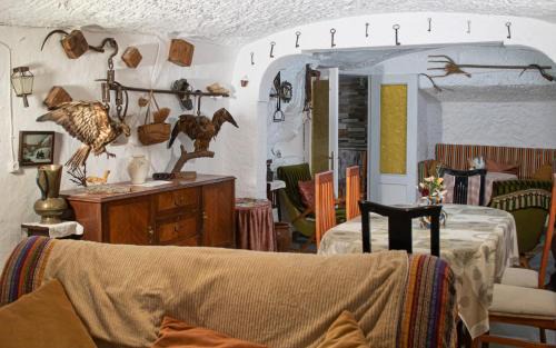 Gorafe House | Discover Cueva Navarro: Child-Friendly Escape with Top Ratings