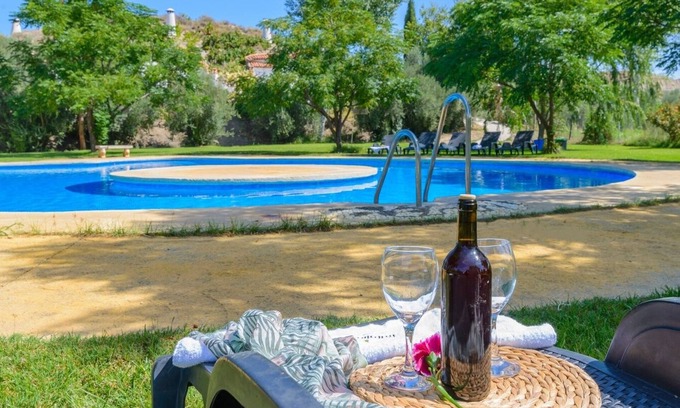Fonelas Villa | Unforgettable Stay at Cuevas La Chumbera with Pool & Spa