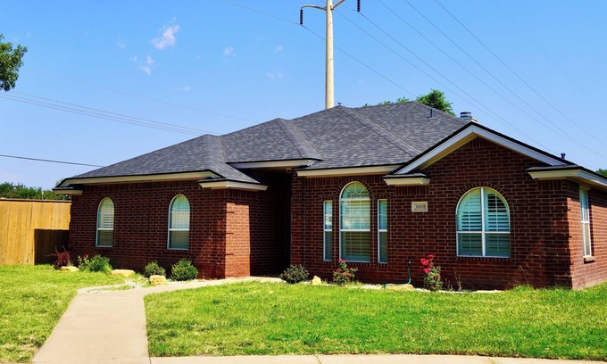 Lubbock House | Pet-Friendly Cul-de-sac Home with Large Patio & Grill