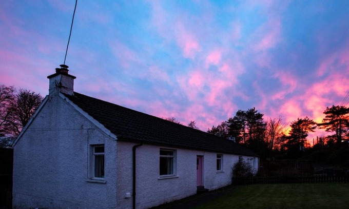 Galloway Forest Park House | Pleasant Stay at Culsharg Cottage - Pet & Child Friendly