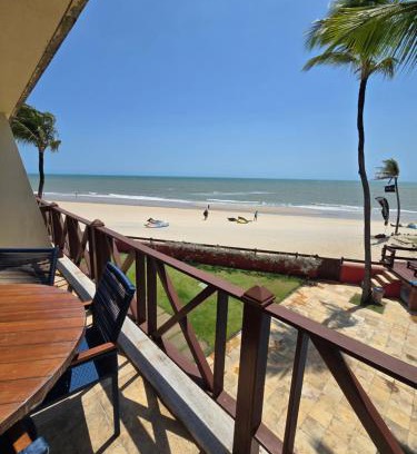 Cumbuco Apartment | Cumbuco Penthouse - Som do Mar - Pé Na Areia - Ar Condicionado, perto do centro, 2 dormitórios, piscina, cozinha