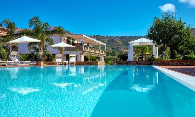 Castellabate Bed & Breakfast | Relax at Cuore del Cilento Relais & Retreat - 4-Star Oasis