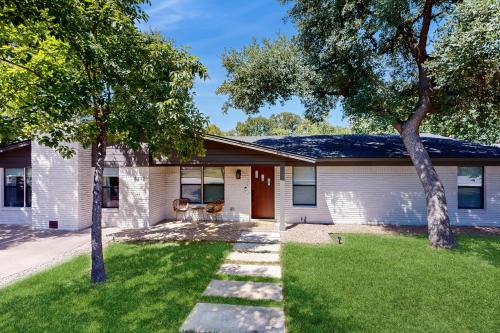 Barton Hills House | Cupid Retreat