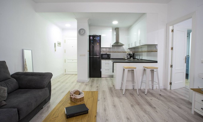 Alcanar Apartment | Beachside Cuquísimo Apartment with Pool & Spa Access