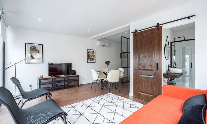 Santa Isabel Apartment | Currant Apartment: Ideal for Families with Wifi & Terrace
