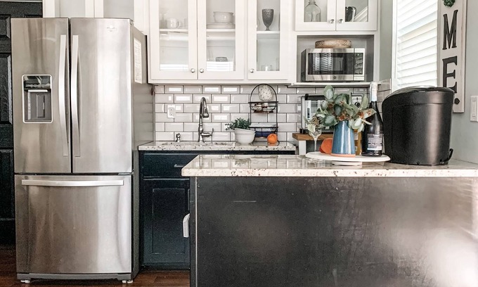 Mountainview House | Oceanfront Escape at Curtis Studio Guesthouse - 10/10 Rated