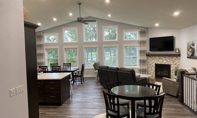 Necedah House | Idyllic Custom Built Home on Castle Rock Lake with Boat Slip