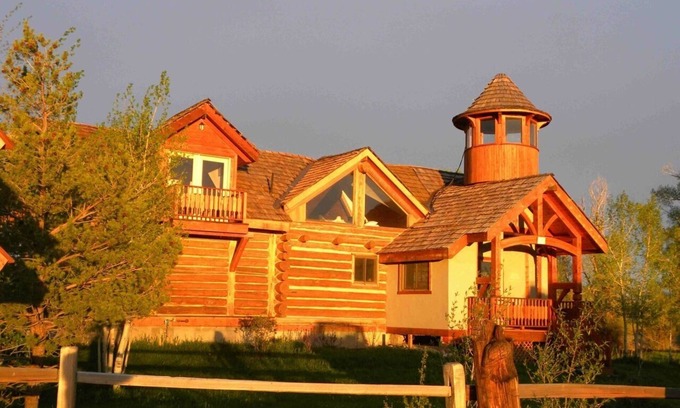 Clawson Cabin | Stylish Log Cabin with Teton Views & Hot Tub Near Parks