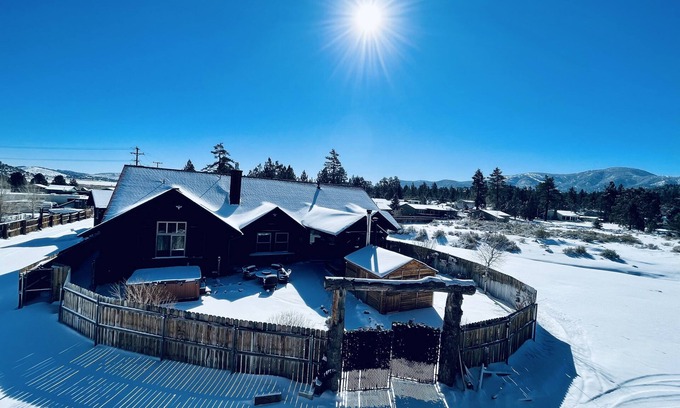 Big Bear City House | Custom Rustic Ranch: Hot Tub, Pool & Theatre Fun Await!