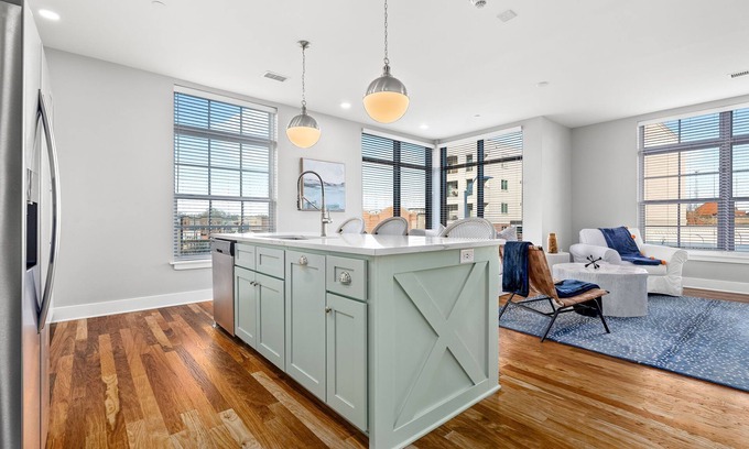 Auburn Apartment | Remarkable Custom Suite Over Target - Downtown AU 209