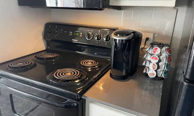 North Arlington Apartment | Cozy Rental Near Attractions - Perfect for Families