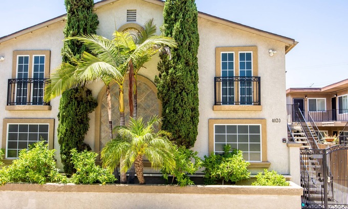 Croham Condo | Inviting Condo with Pool in Gated Community