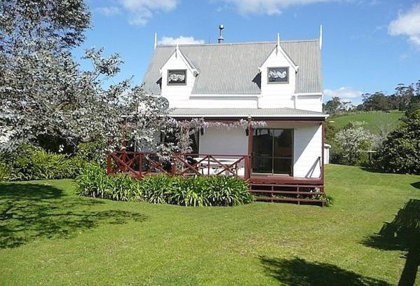 Cooks Beach House | Charming Ocean View Cottage - Cooks Beach Escape