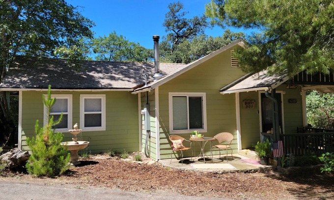Julian Cabin | Charming Julian Mt. Cabin: Nature, Wineries & Family Fun
