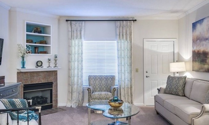 Sandusky Condo | Charming Downtown Condo - Perfect for Family Getaways