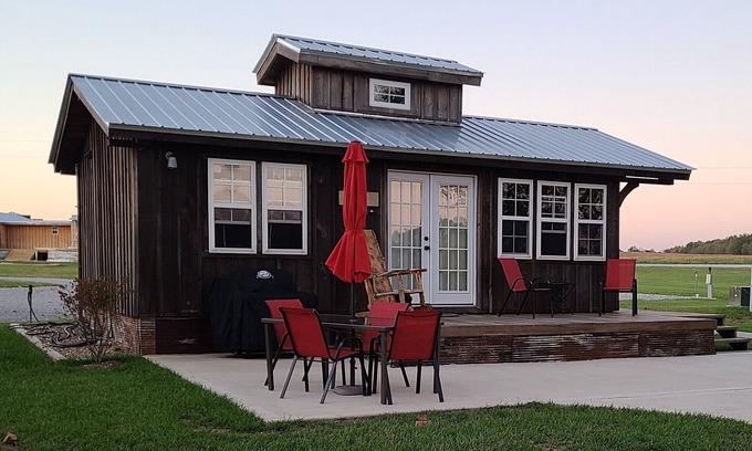 Horton Cabin | Family Friendly Cabin at Lakeview with Scenic Views