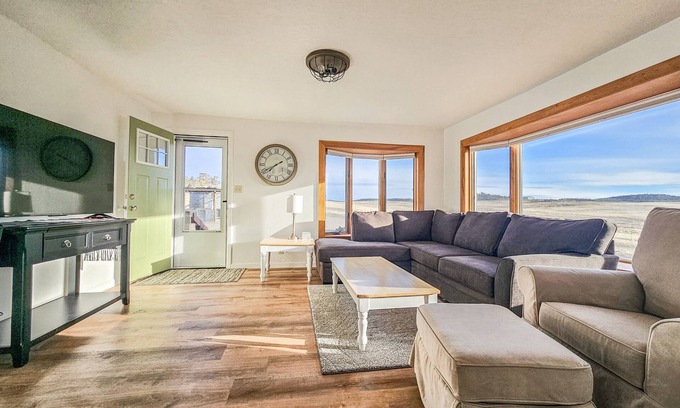 Cortez Other | Charming Farmhouse Retreat Near Mesa Verde and Telluride