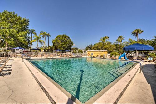 El Jobean House | Charming Port Charlotte Home with Pool and Hot Tub Access