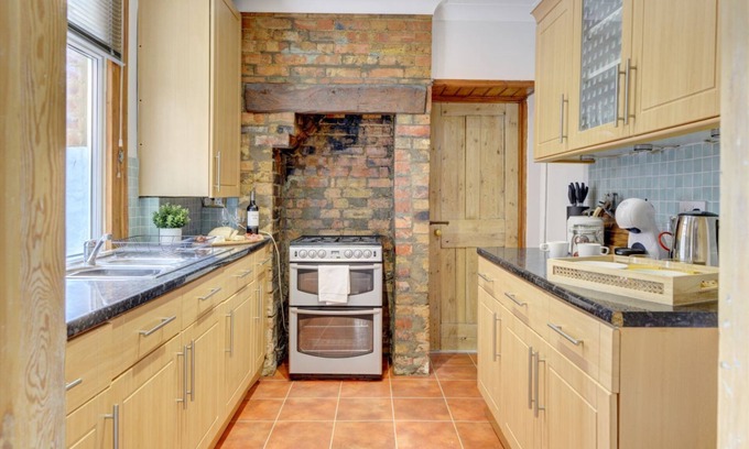 Bedford Villa | Inviting Victorian Home with Garden and Great Parking