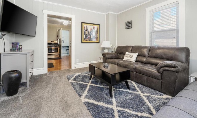 Sugar House House | Charming Nibley Park Bungalow with Hot Tub & Breakfast