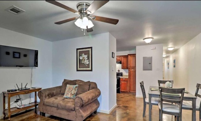 Conway House | Cutie in Conway (3-Bedroom) by RedAwning