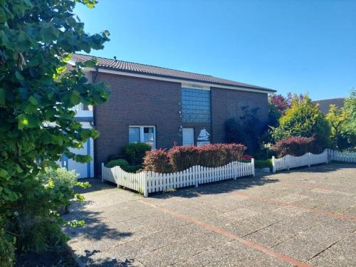 Wangerland House | Discover Cutter in the Shiphouse: Family & Pet Friendly Retreat