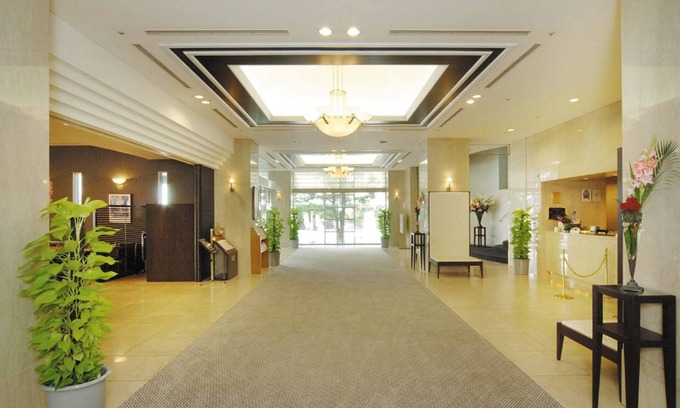 Kanayama Hotel | Discover Cypress Garden Hotel: Family-Friendly Retreat
