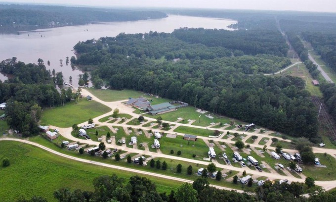 Chapman House | Pet-Friendly Cypress Landing Cabins with Amazing Reviews