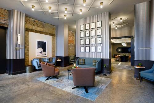Downtown Hotel | Discover Cyrus Hotel, Topeka – Pet Friendly & 4-Star Comfort