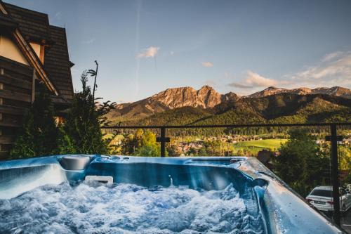 Koscielisko Ski Chalet | Pet-Friendly Czarne Wierchy Domy Premium - Guest Rated 9.1