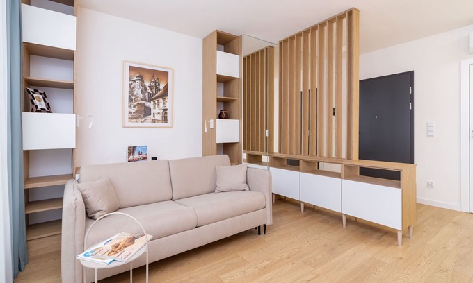 Piasek Południe Apartment | Czarnowiejska 21A, Pet-friendly studio with A/C, Cracow