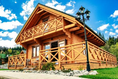Zawoja Ski Chalet | Discover Cztery Pliszki: Oceanfront Retreat with Spa & Pool