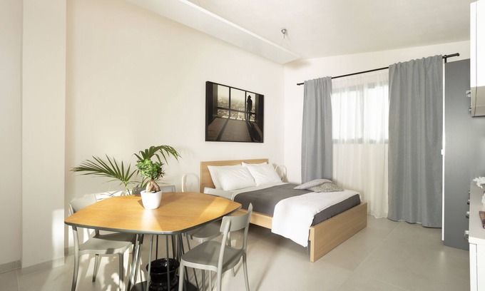Lequile Apartment | Inviting Alfa Country House with Pool & Spa in Lequile