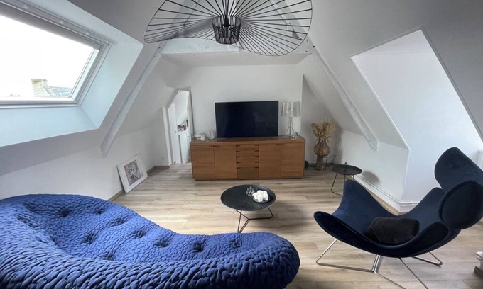 Bayeux Apartment | Explore Bayeux and Relax at Clos de Colombiers Hotel