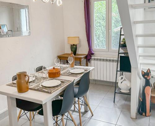 Les Mathes House | Discover Family-Friendly Comfort at Les Mathes Hotel