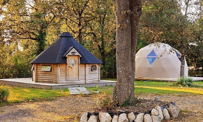 Aizenay Cabin | Unique Stay in a Bubble: Dôme Géodésique Vendée Escape