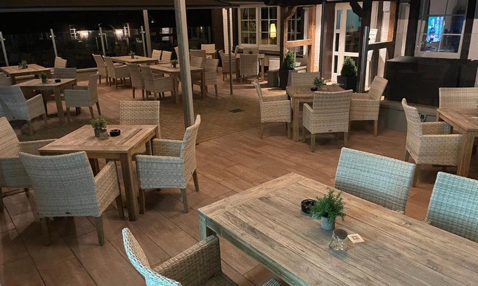Dotlingen Hotel | Cozy Dötlinger Hof: Pet-Friendly with Delicious Breakfast