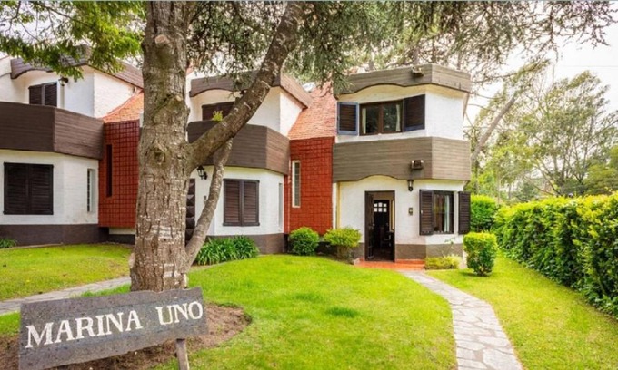 Villa Gesell Apartment | Pet-Friendly Dúplex Complejo Marina I with Ocean View