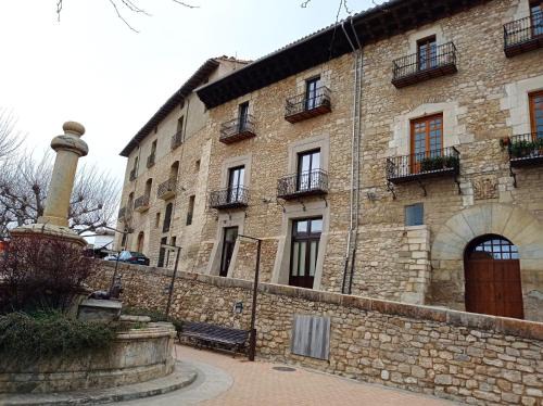 Morella Apartment | Child-Friendly Sanctuary at Dúplex Dels Estudis