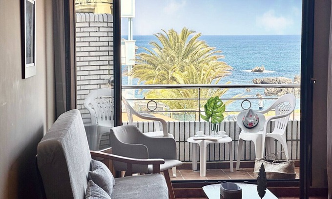 Noja Apartment | Pet-Friendly Duplex Near Playa de Ris - Rated 9/10