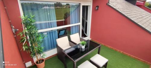 Miengo Apartment | Ideal Duplex Surf Steps from the Beach with Ocean View