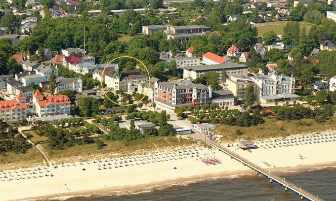 Zinnowitz Hotel | Discover Dünenschloß: Spa Retreat with Family-Friendly Perks