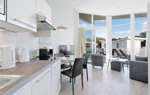Travemuende Apartment | Experience Dünenvilla Penthouse Superior with Family-Friendly Perks