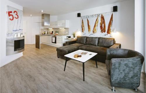 Travemuende Apartment | Elegant Dünenvilla: 5-Star Stay with Pets Welcome