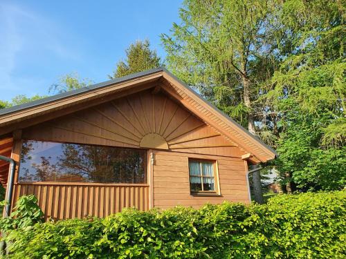 Nemanice House | Guest Rated: Dřevěný prázdninový domek SUNRISE Retreat