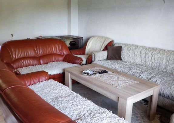 Zenica-Doboj Canton House | Family-Friendly Džafić Resort in Visoko Awaits You