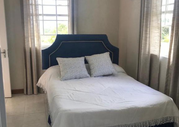 Speightstown Apartment | Welcome to D'AMORE: Guest Rated 9/10 with Breakfast & Kitchen
