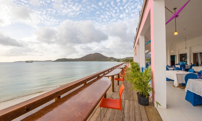 Head of The Bay Hotel | Discover D'aqua at Fischers Cove with Family-Friendly Amenities